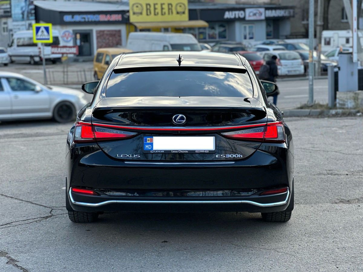 Lexus ES Series