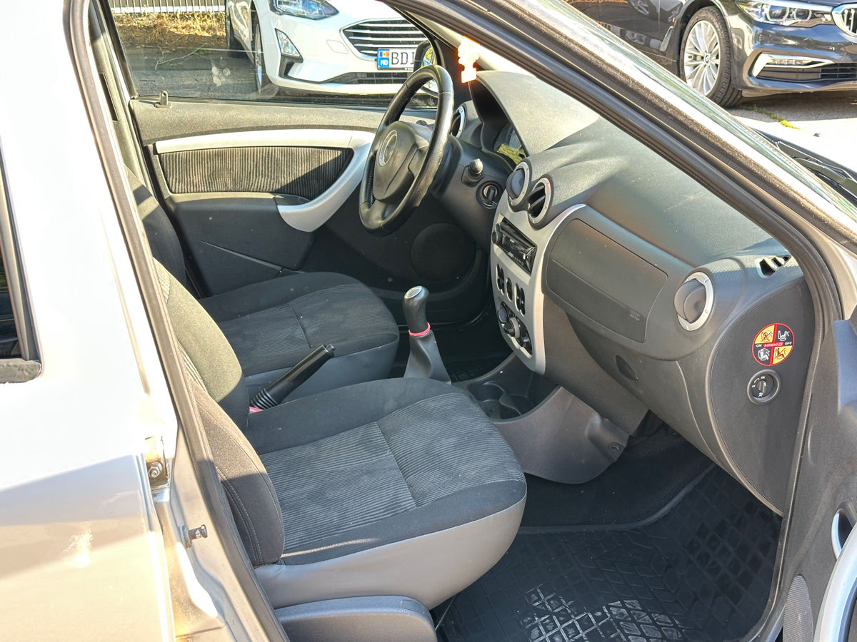 Dacia Logan