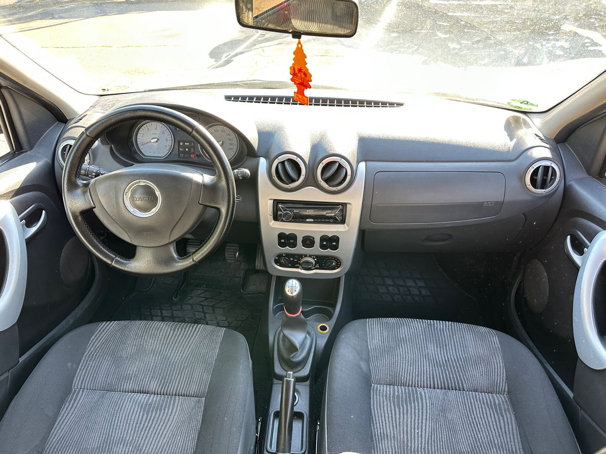 Dacia Logan