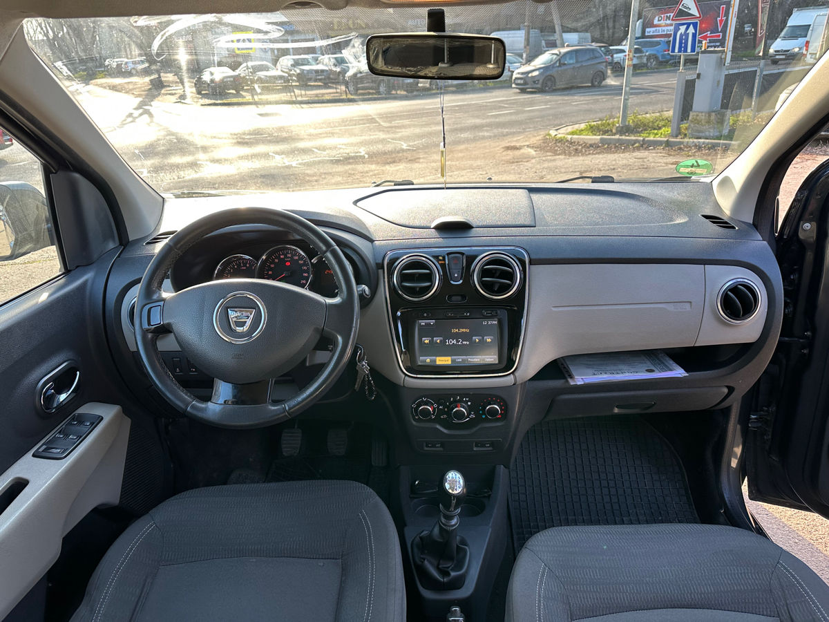 Dacia Lodgy