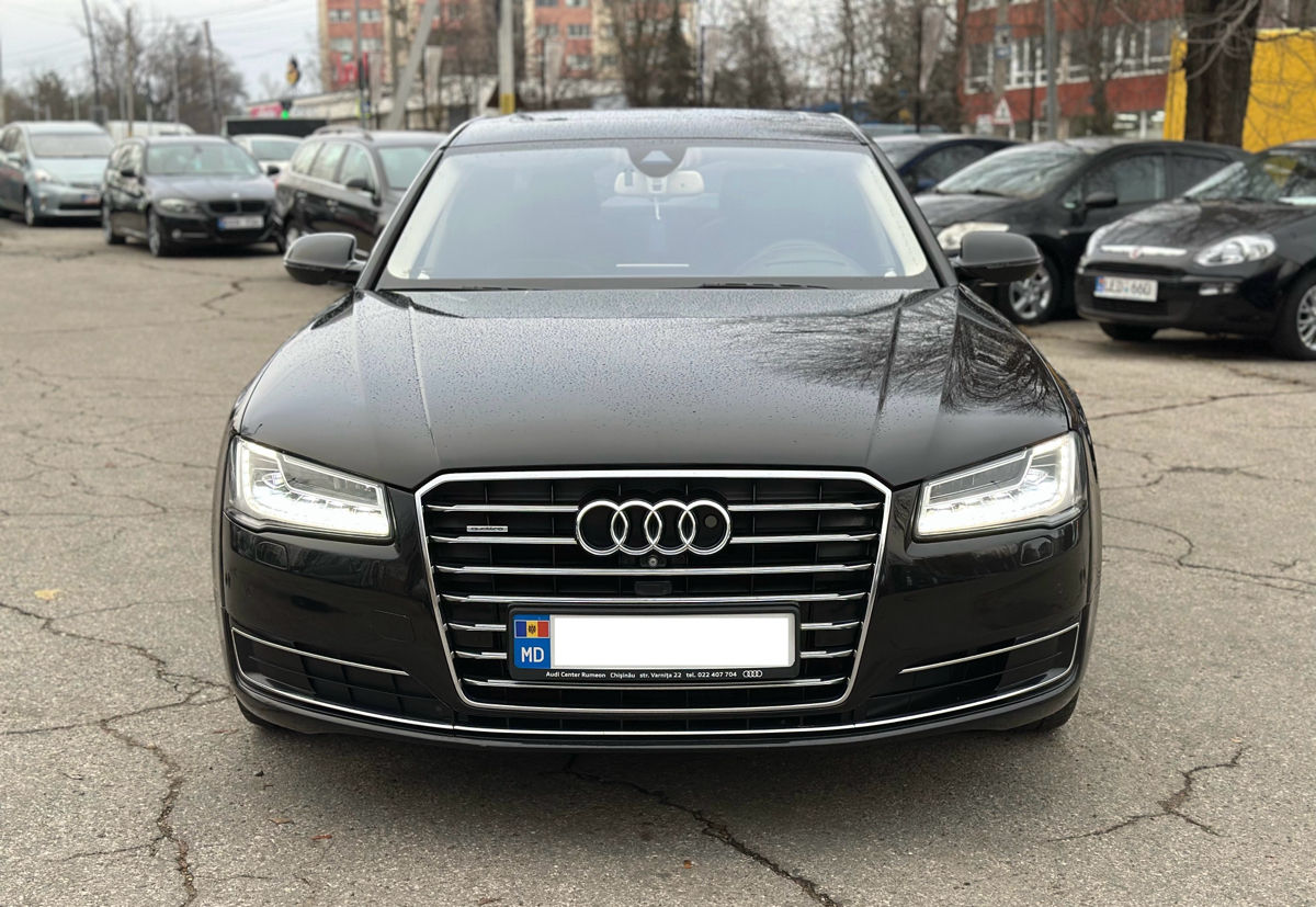 Audi A8L