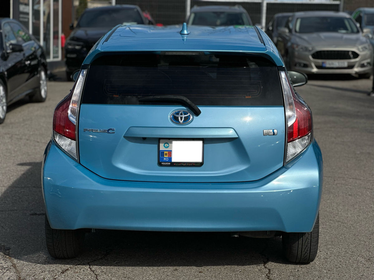 Toyota Prius C