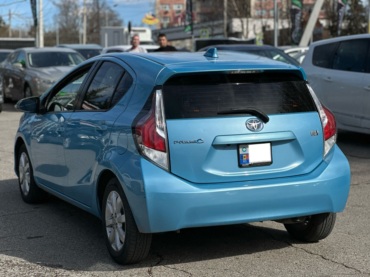 Toyota Prius C