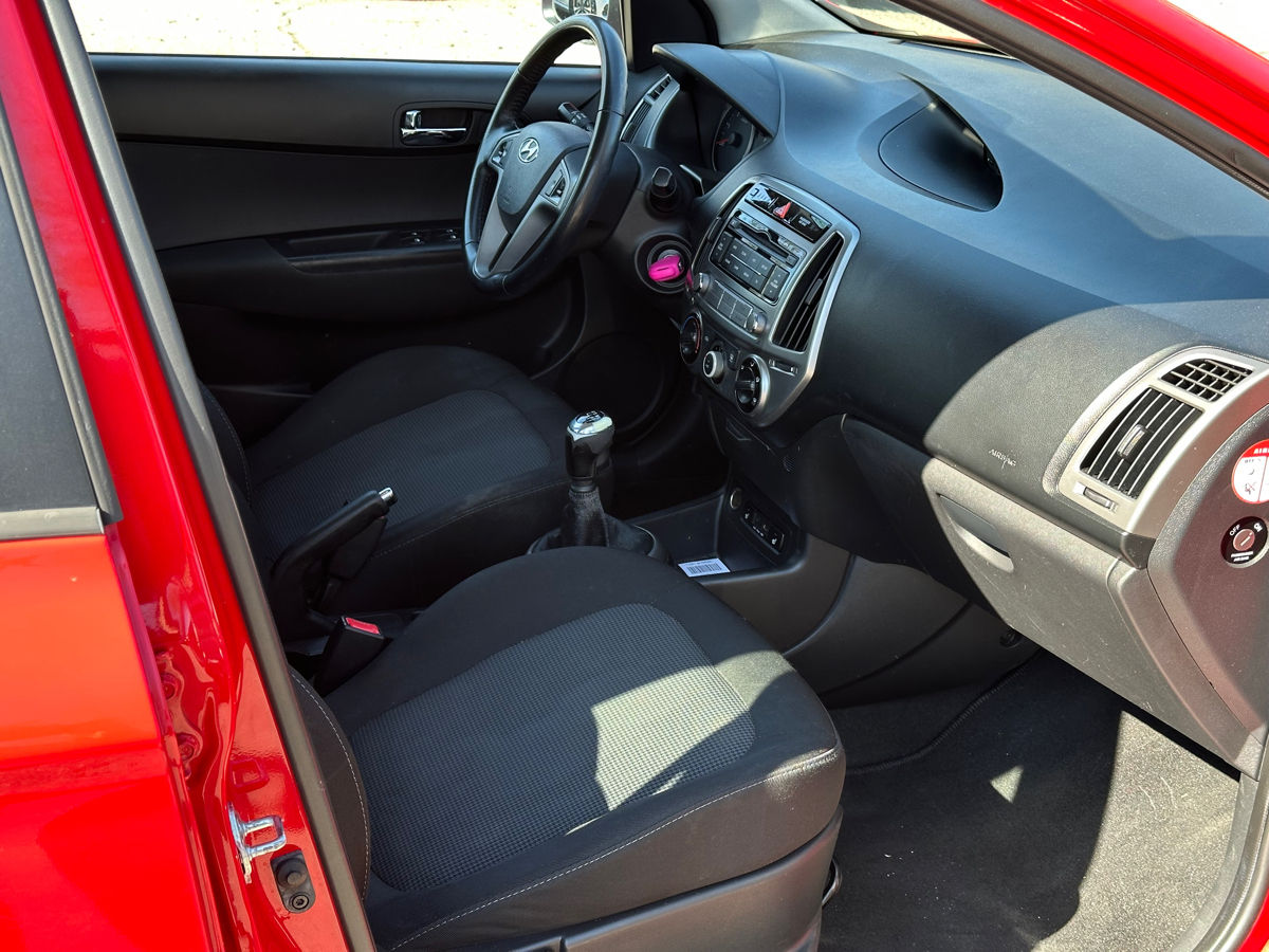 Hyundai I20