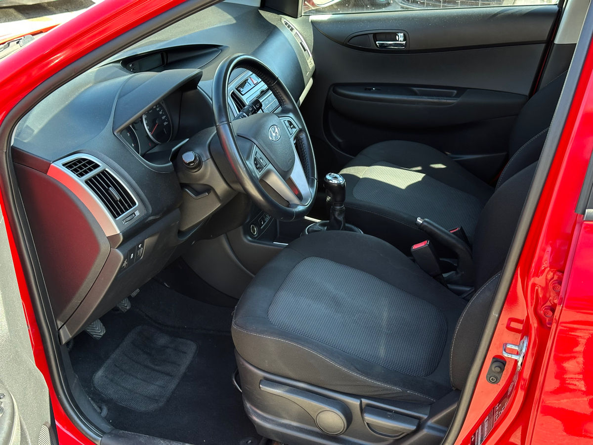 Hyundai I20
