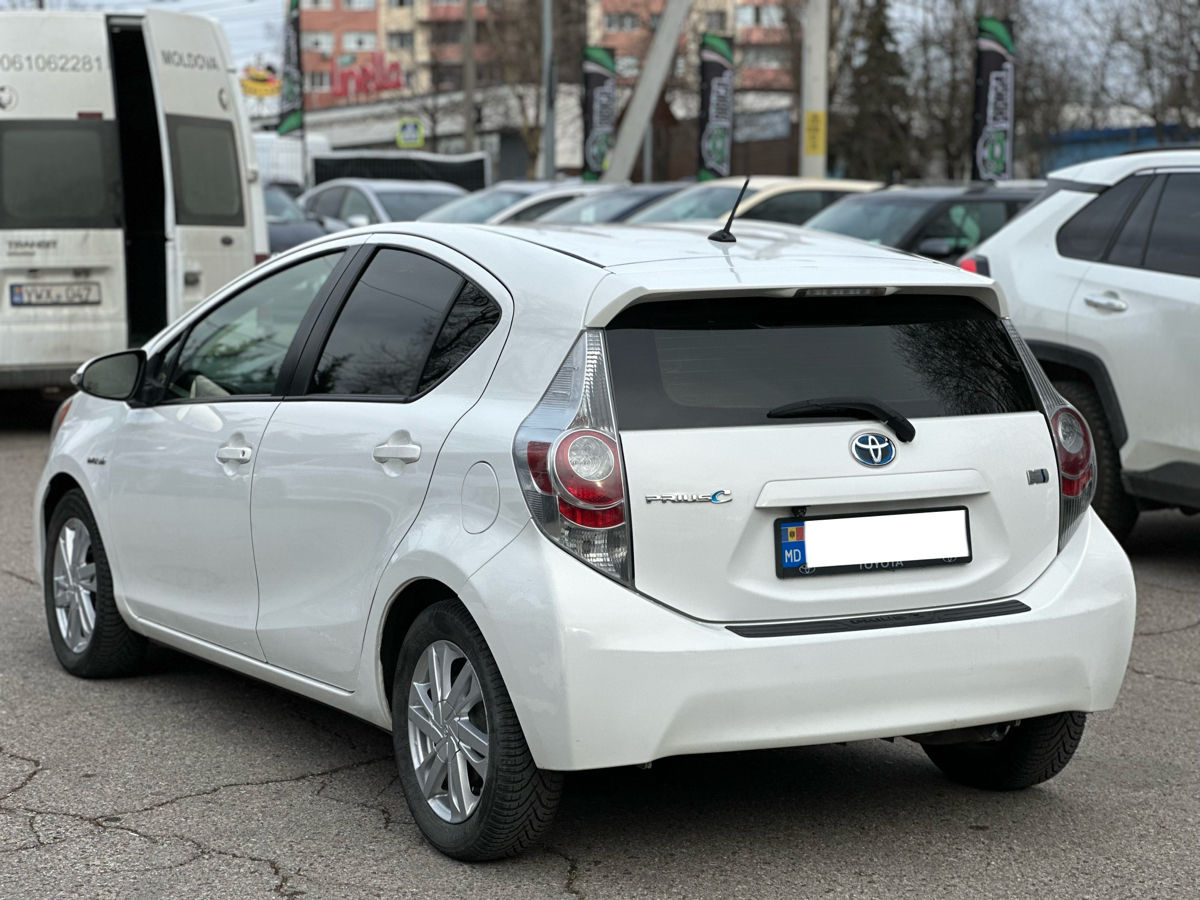 Toyota Prius C