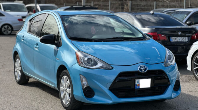 Toyota Prius C