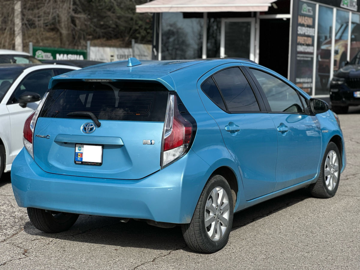 Toyota Prius C