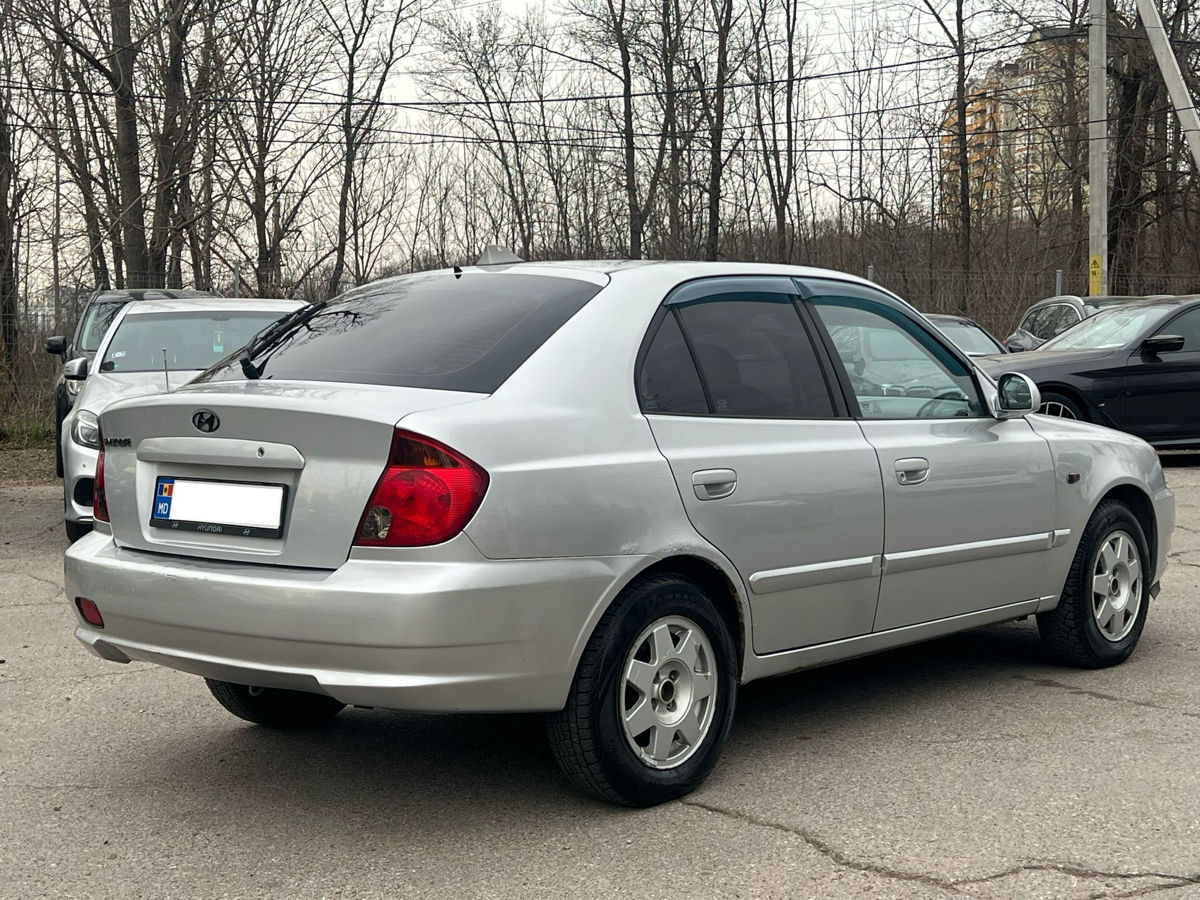 Hyundai Accent