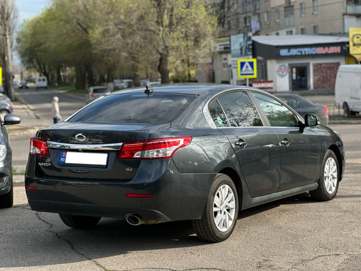 Renault Latitude
