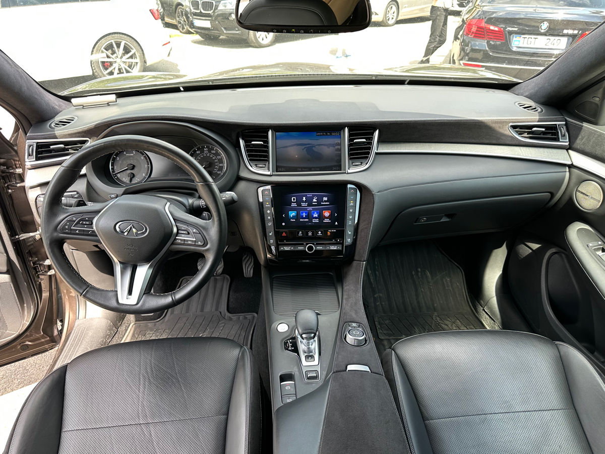 Infiniti Q50