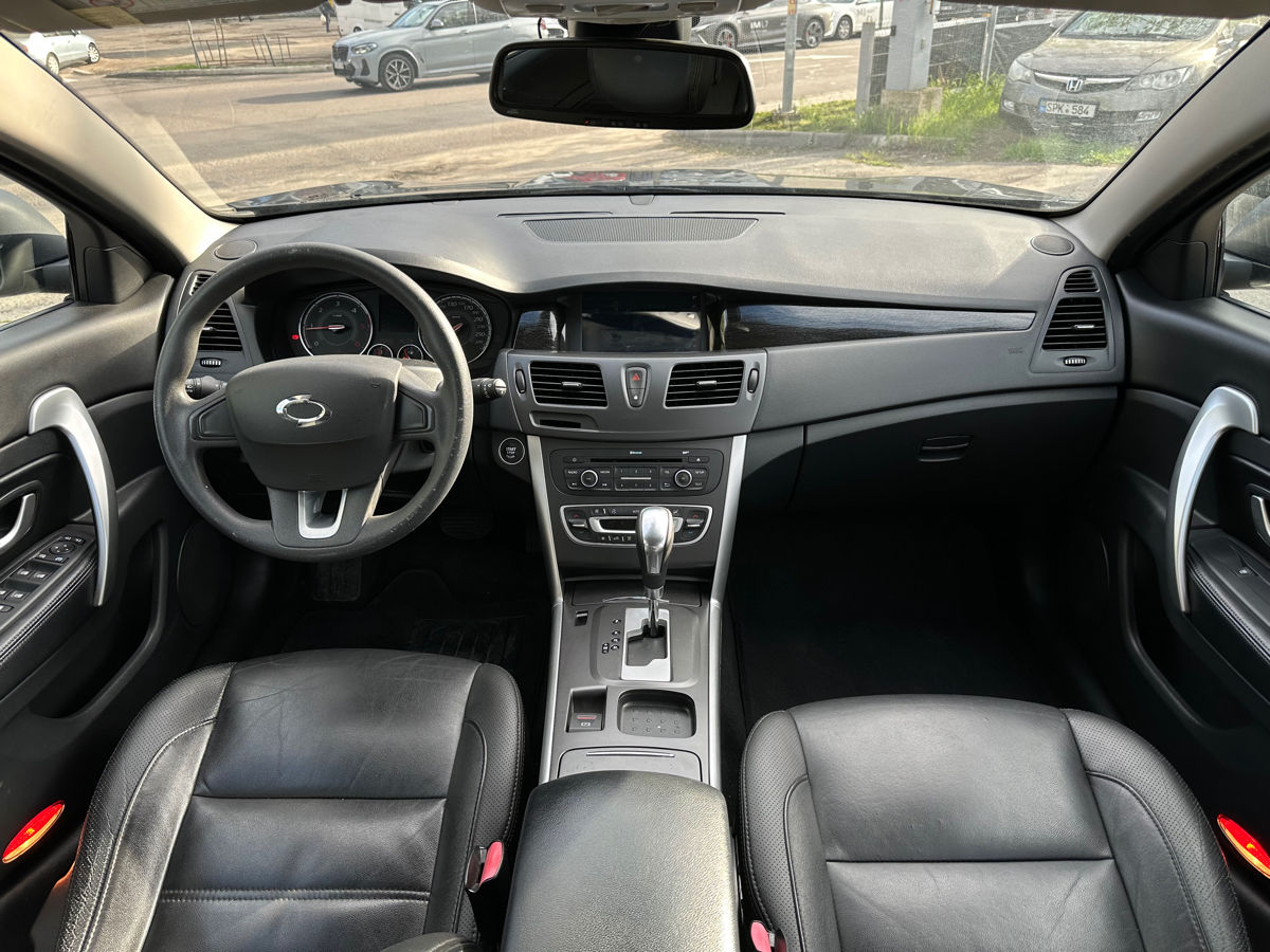 Renault Latitude