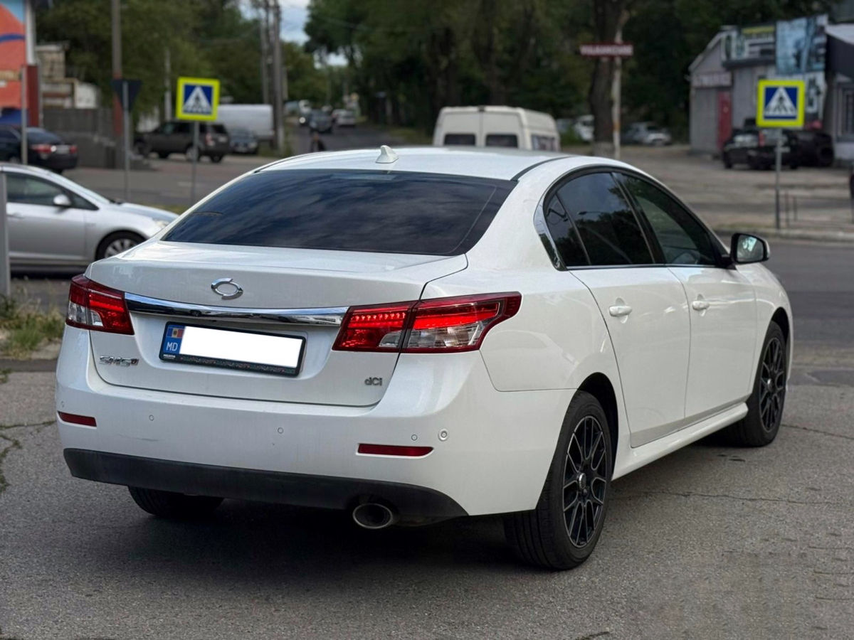Renault Latitude
