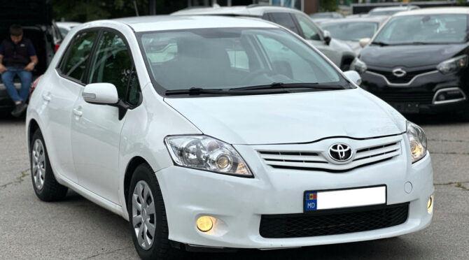 Toyota Auris