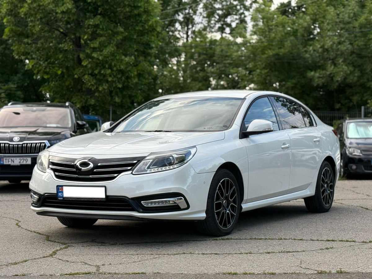 Renault Latitude