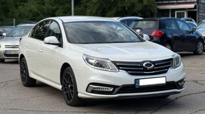 Renault Latitude