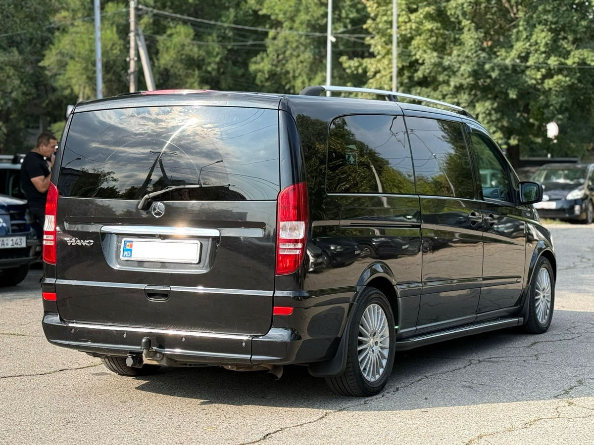 Mercedes Viano