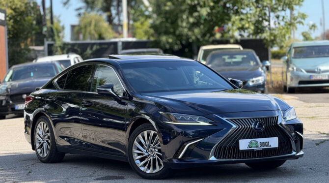Lexus ES Series