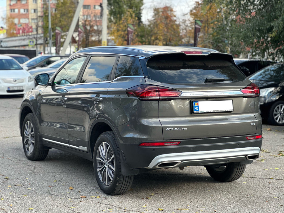 Geely Atlas Pro
