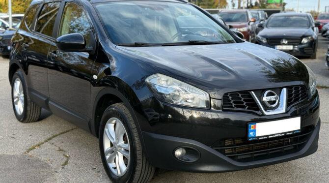 Nissan Qashqai+2