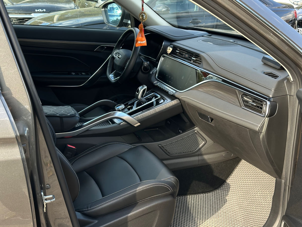 Geely Atlas Pro