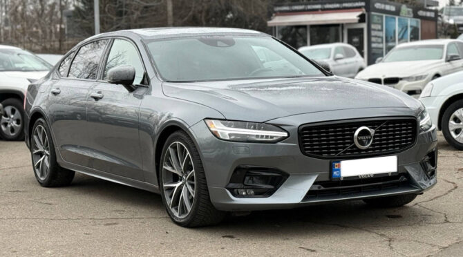 Volvo S90