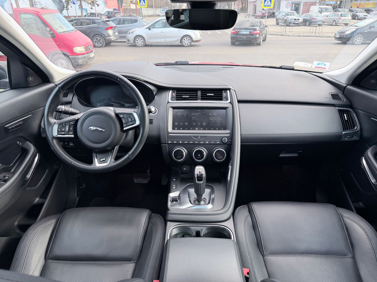 Jaguar E-Pace