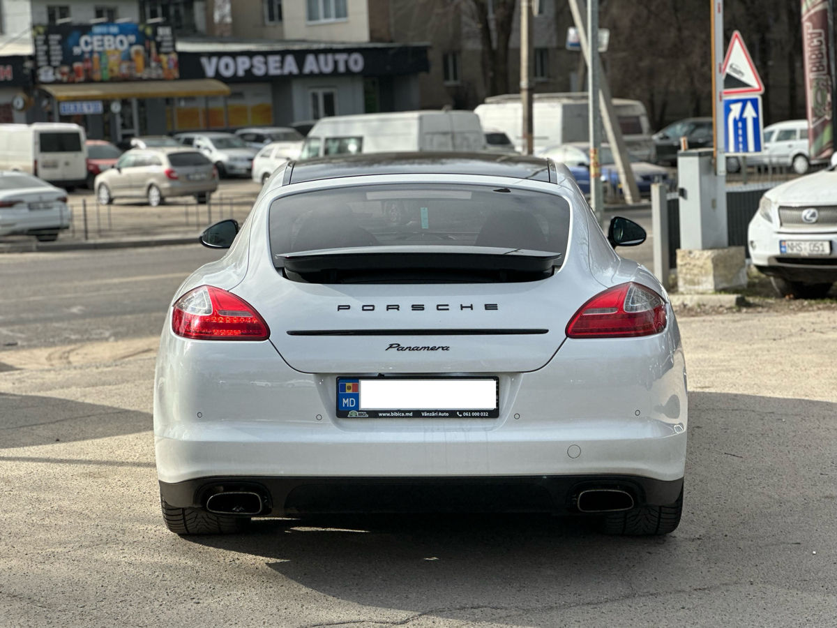 Porsche Panamera