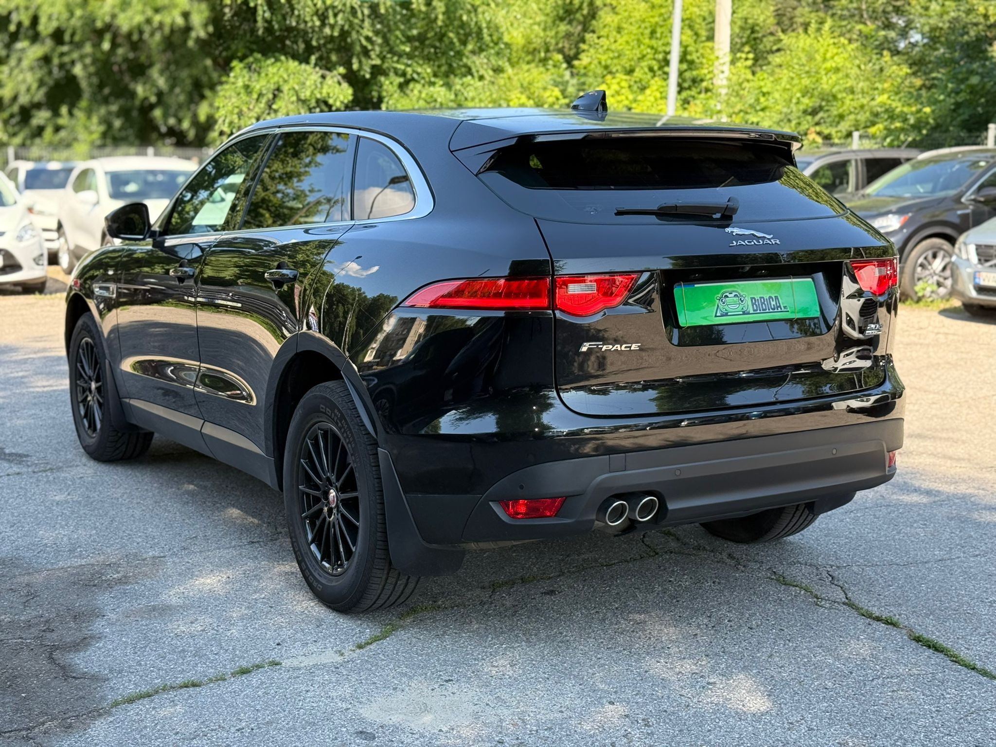 JAGUAR F-PACE