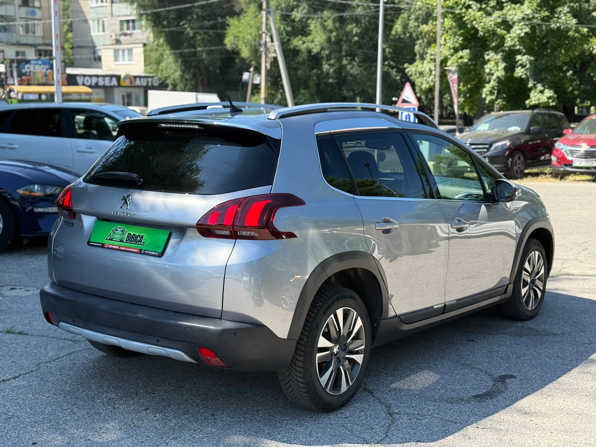 PEUGEOT 2008