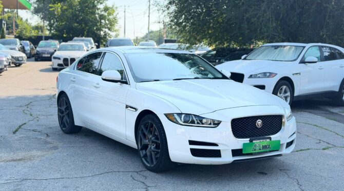 Jaguar XE