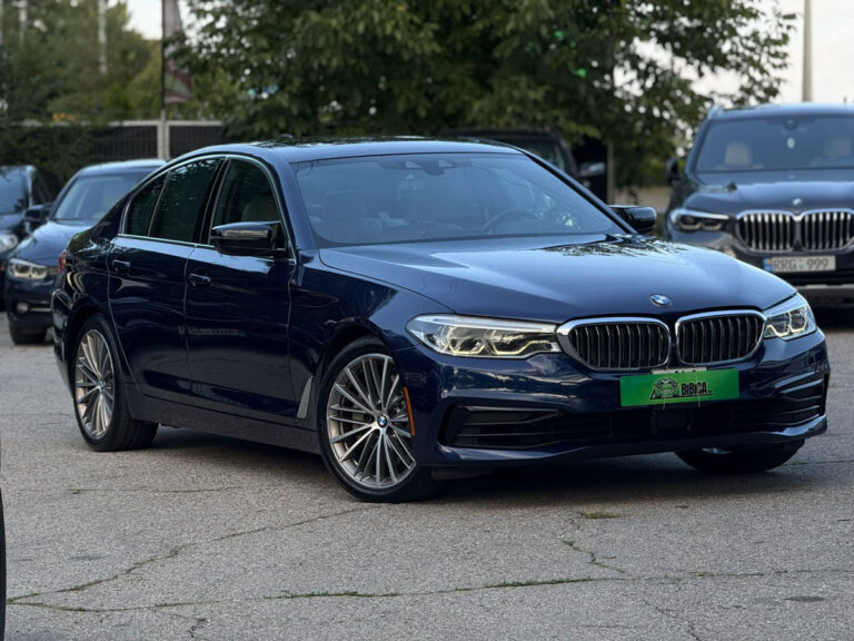 BMW G30