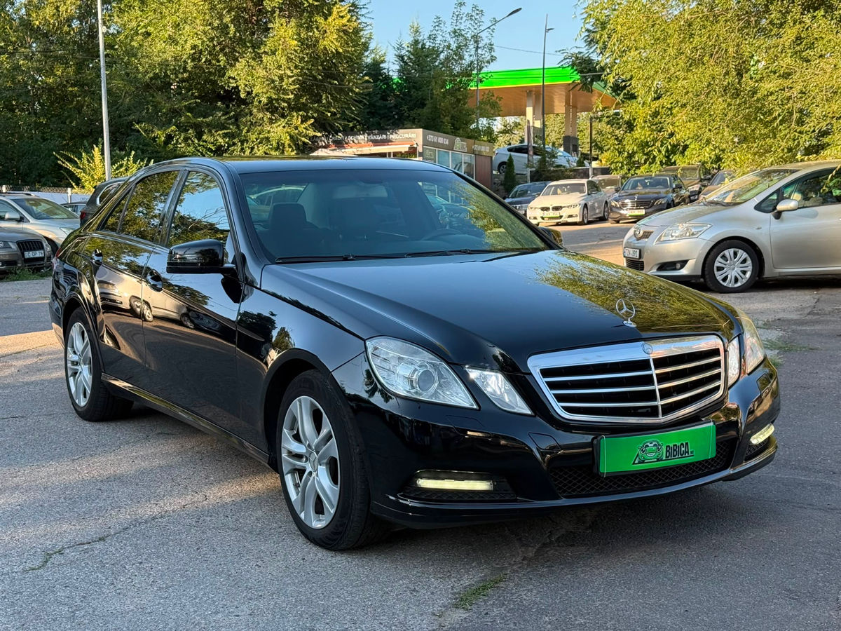 MERCEDES W212